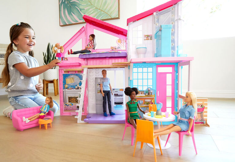 Barbie Malibu House 2-Story Dollhouse with Transformation Features and 25+ Pieces