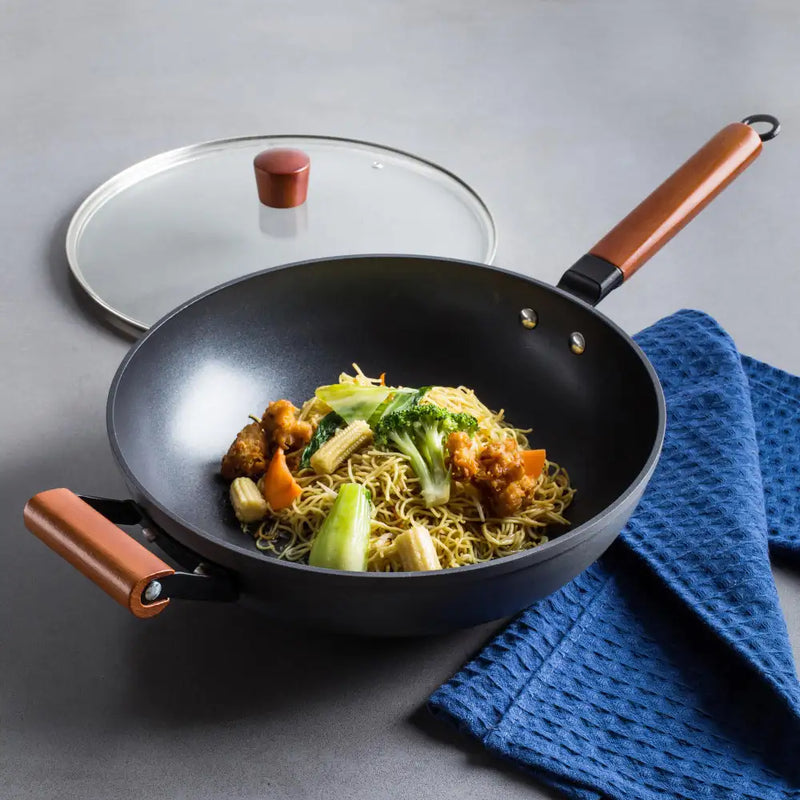 Stir-Fry Non-Stick Wok with Wood Handle (Black/Natural)